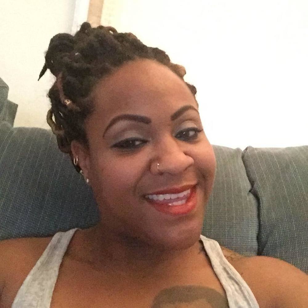 Meet your Posher, Kendra